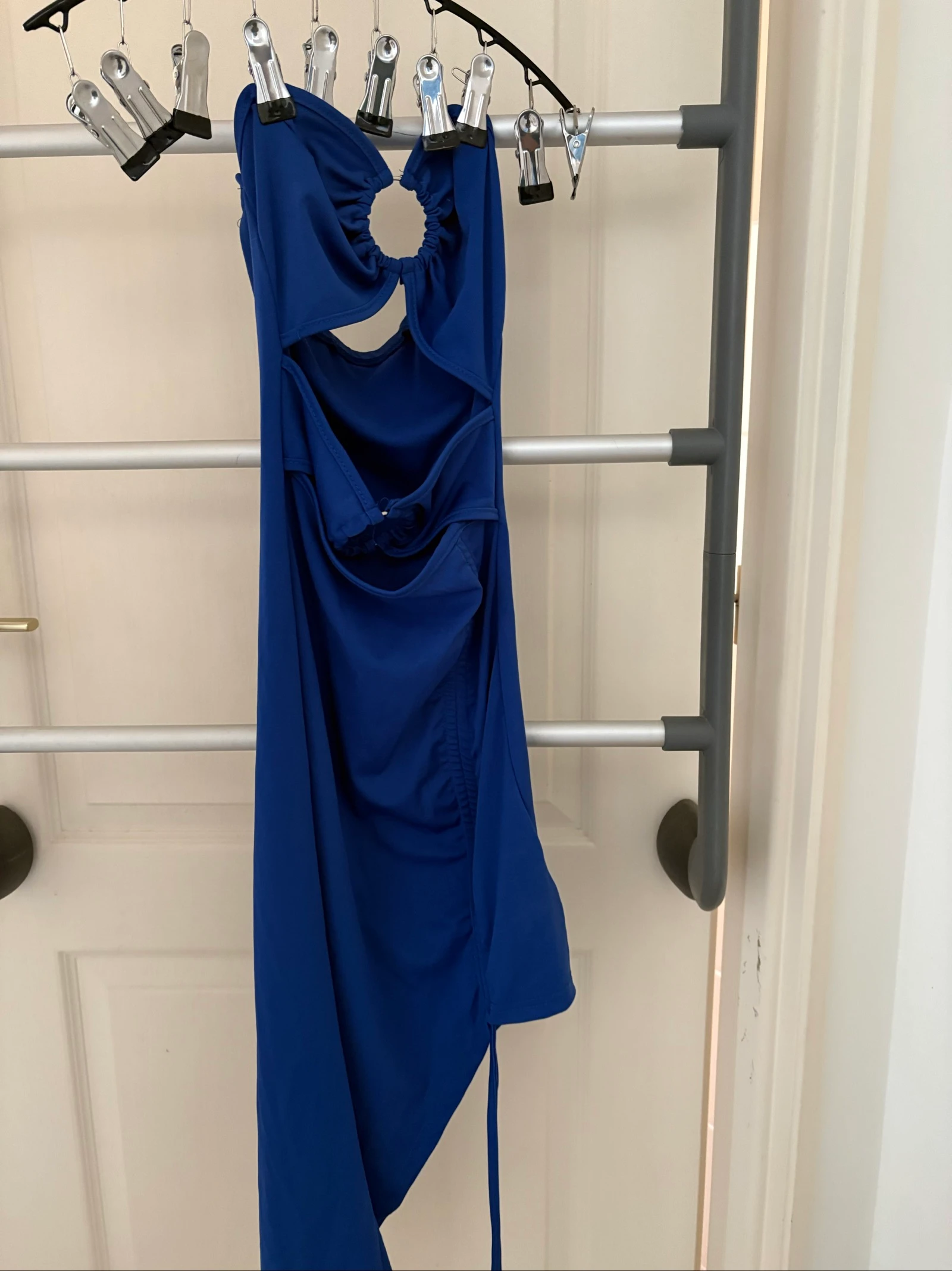 Robe bleue asymétrique dos nu - Taille XS/XXS